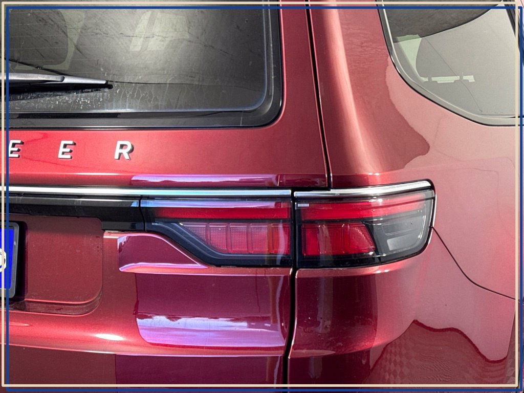 Used 2022 Jeep Wagoneer Series III w/ Premium Group I AWD/4WD image 8