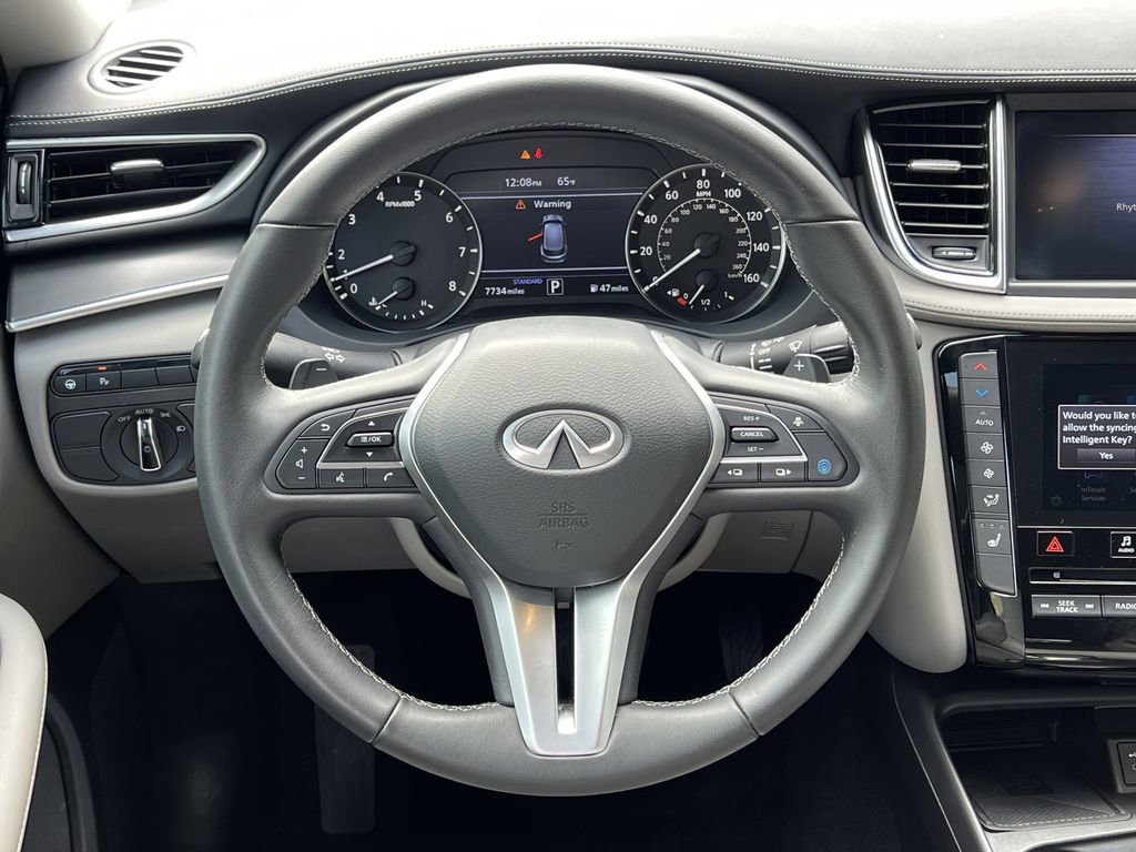 Certified 2025 INFINITI QX50 Luxe image 20