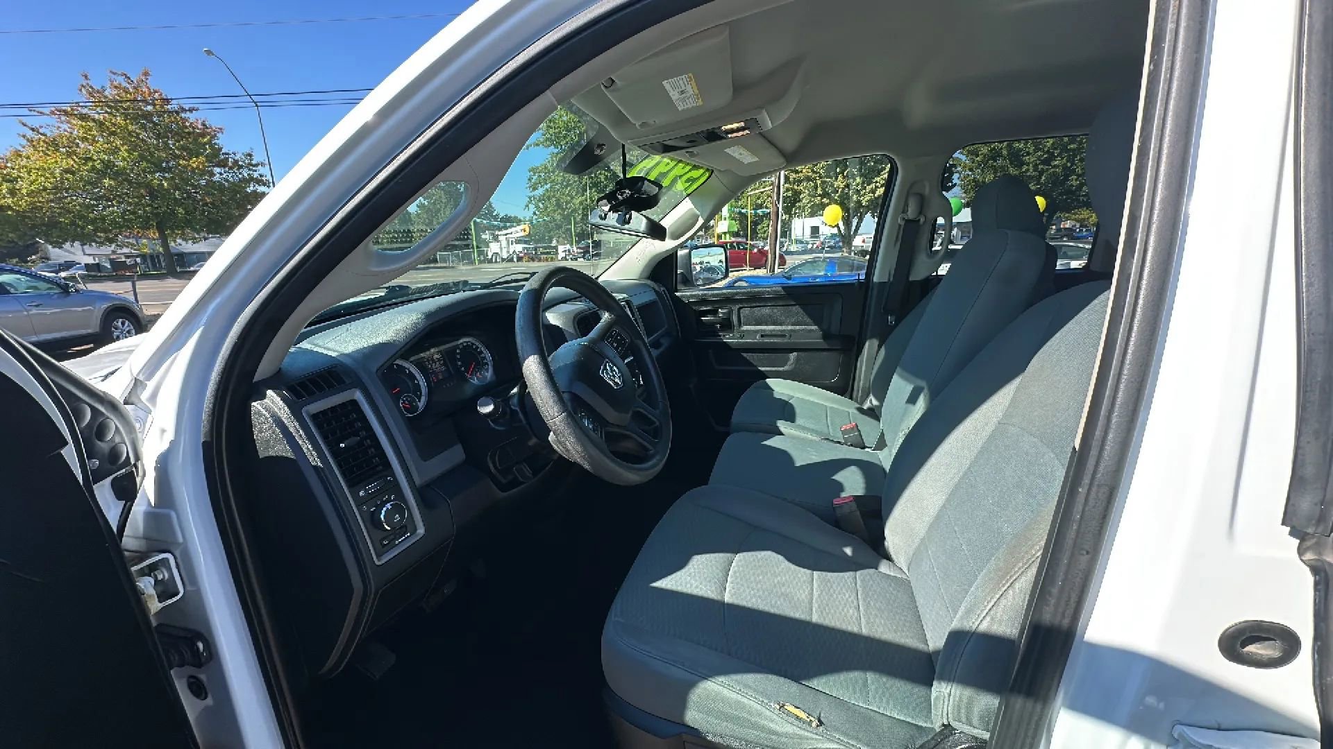 Used 2015 RAM 1500 ST AWD/4WD image 9