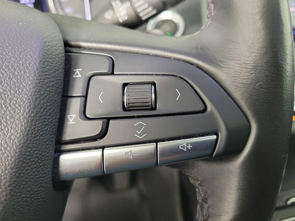 Used 2021 Cadillac XT4 Premium Luxury FWD image 22
