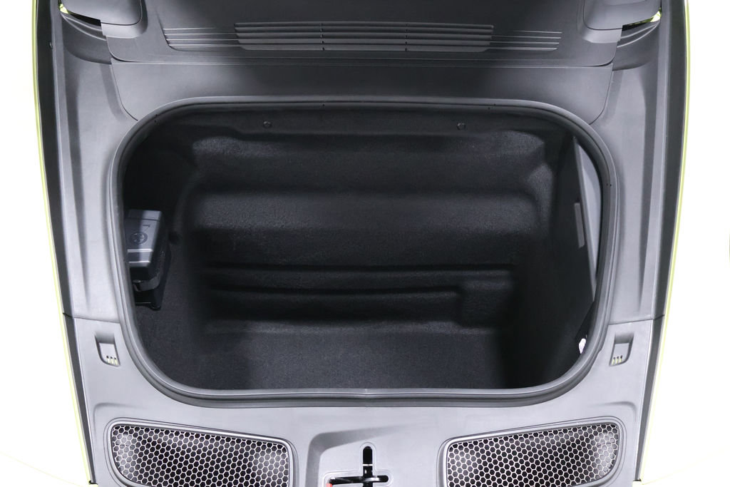 Used 2026 Porsche 911 GT3 w/ Weissach Package image 53