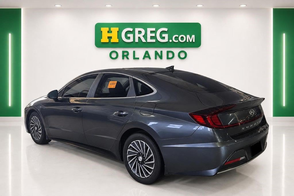 Used 2021 Hyundai Sonata SEL FWD image 2