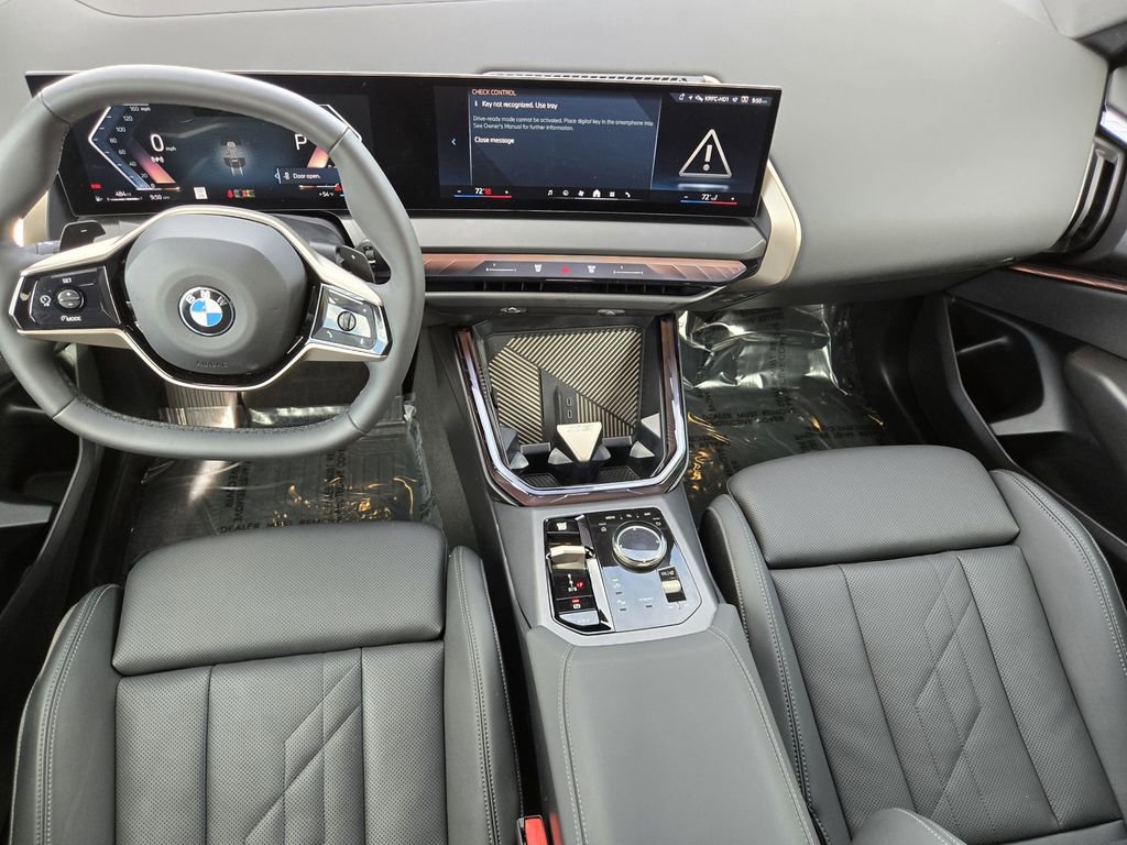 Certified 2025 BMW X3 xDrive30i w/ Premium Package image 28