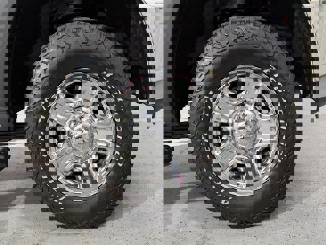 Used 2018 RAM 2500 Tradesman w/ Chrome Appearance Group image 43