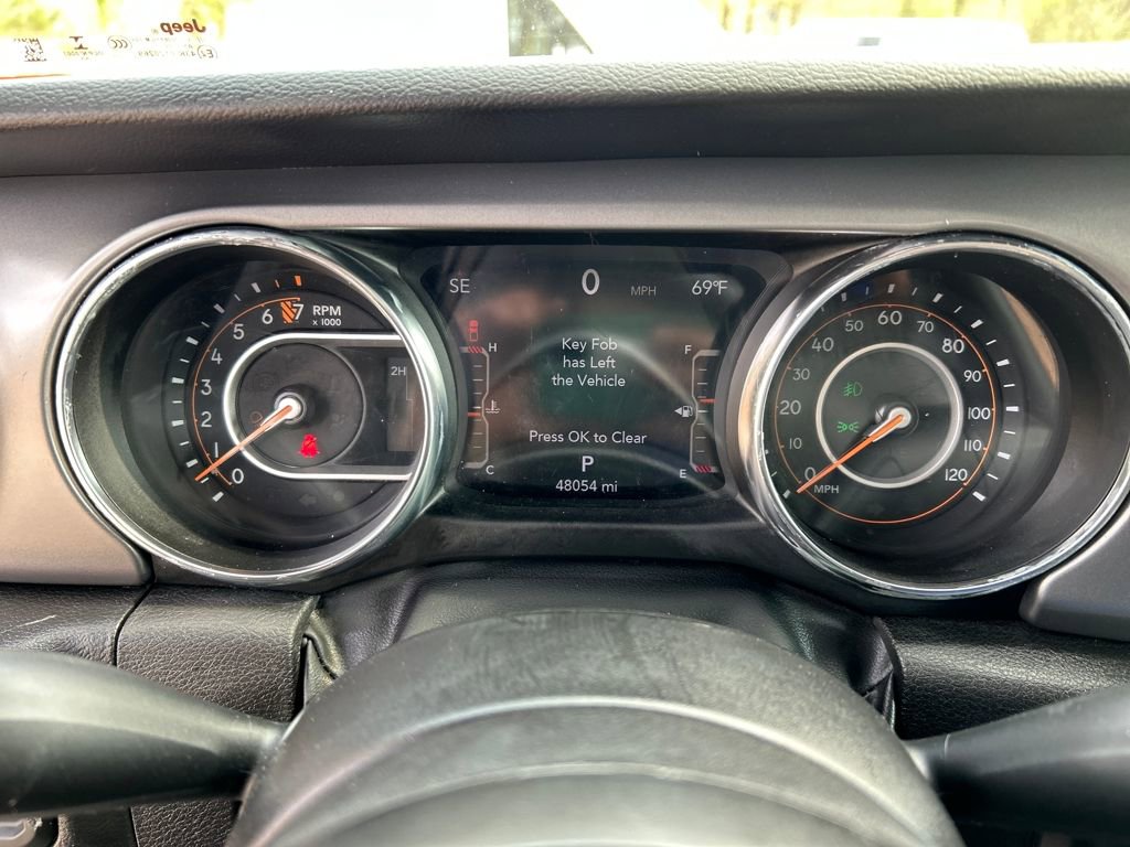 Used 2022 Jeep Gladiator Willys image 20