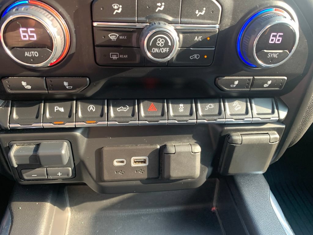 Used 2020 Chevrolet Silverado 1500 LT Trail Boss AWD/4WD image 28