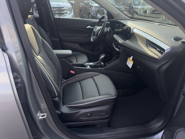 New 2026 Buick Encore GX Avenir w/ Avenir Technology Package image 11