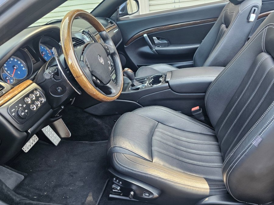 Used 2011 Maserati GranTurismo Convertible RWD image 7