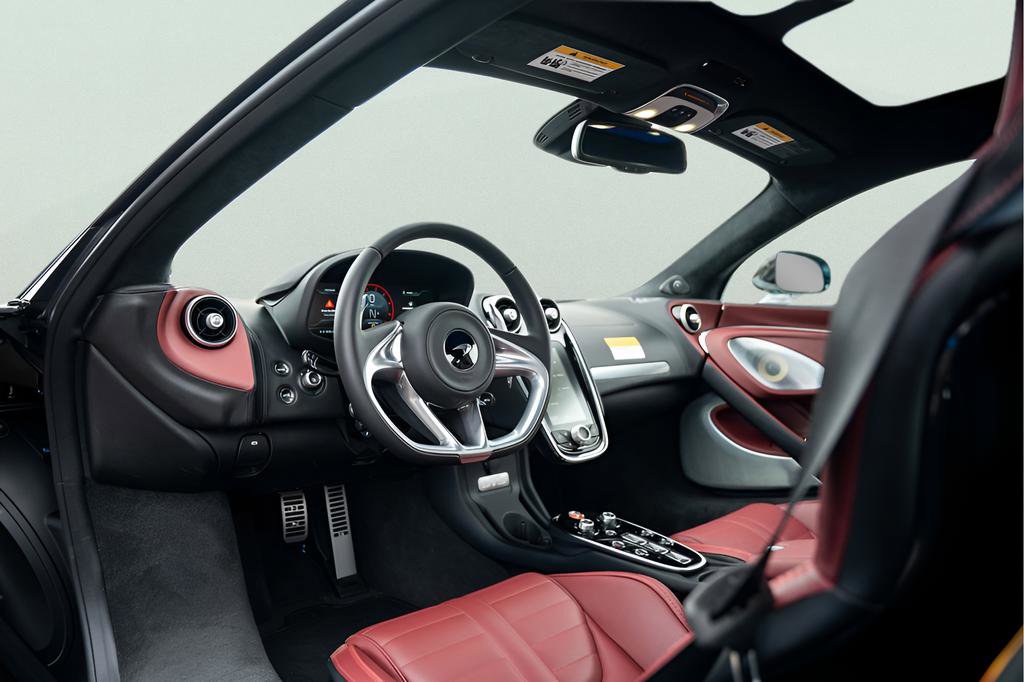 New 2026 McLaren GTS RWD image 32