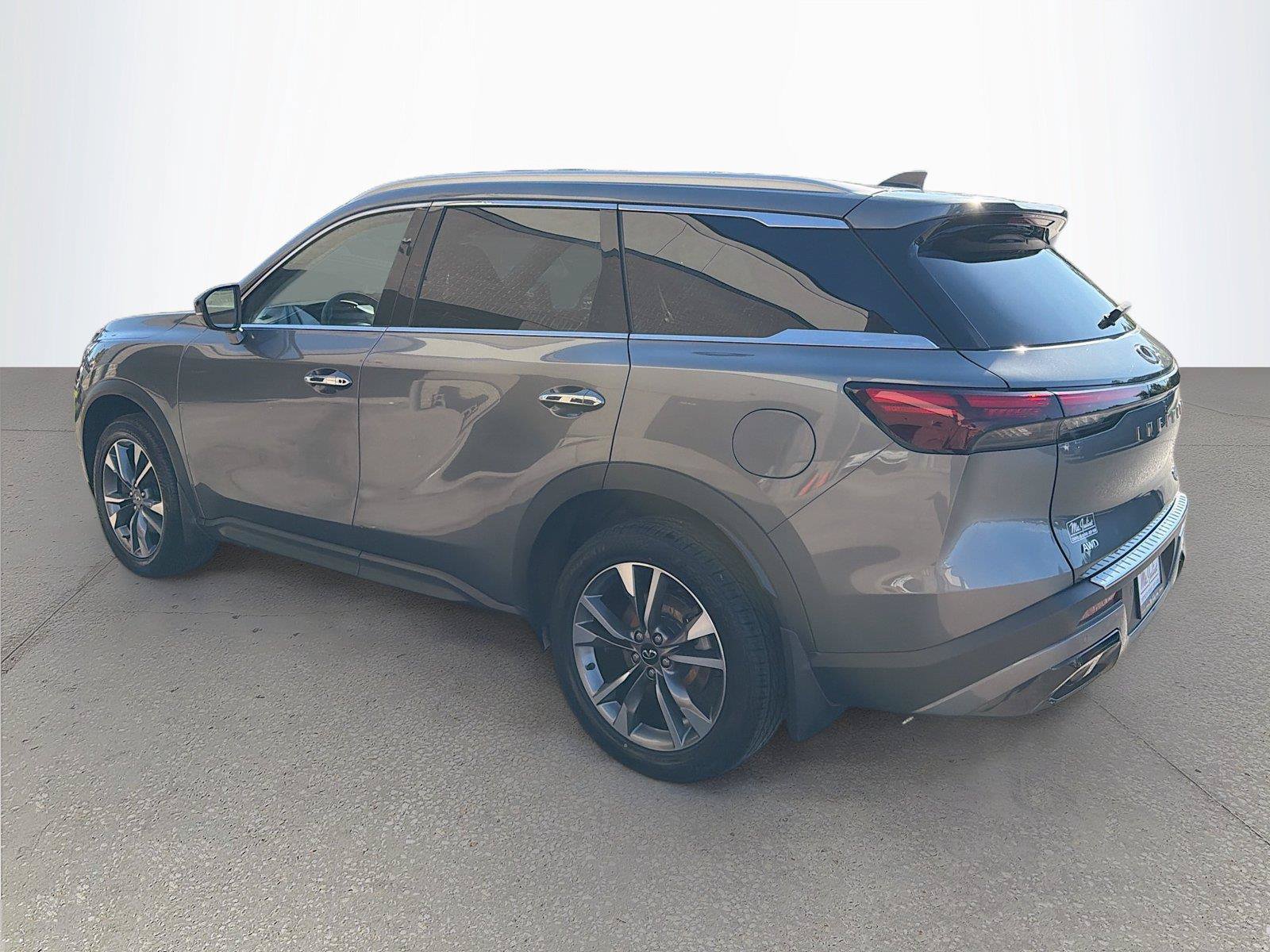 Used 2023 INFINITI QX60 Luxe w/ Cargo Package AWD/4WD image 6