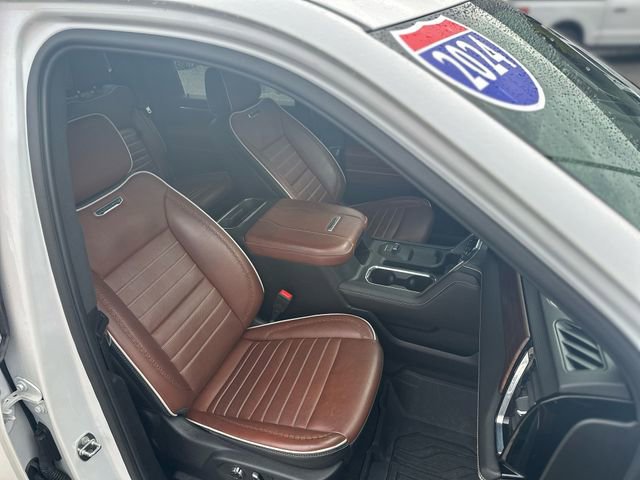 Used 2024 GMC Sierra 3500 Denali Ultimate image 27