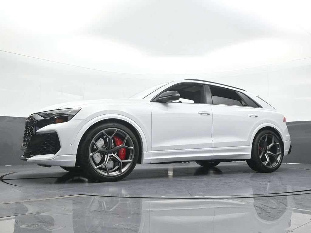 Used 2026 Audi RS Q8 performance AWD/4WD image 75