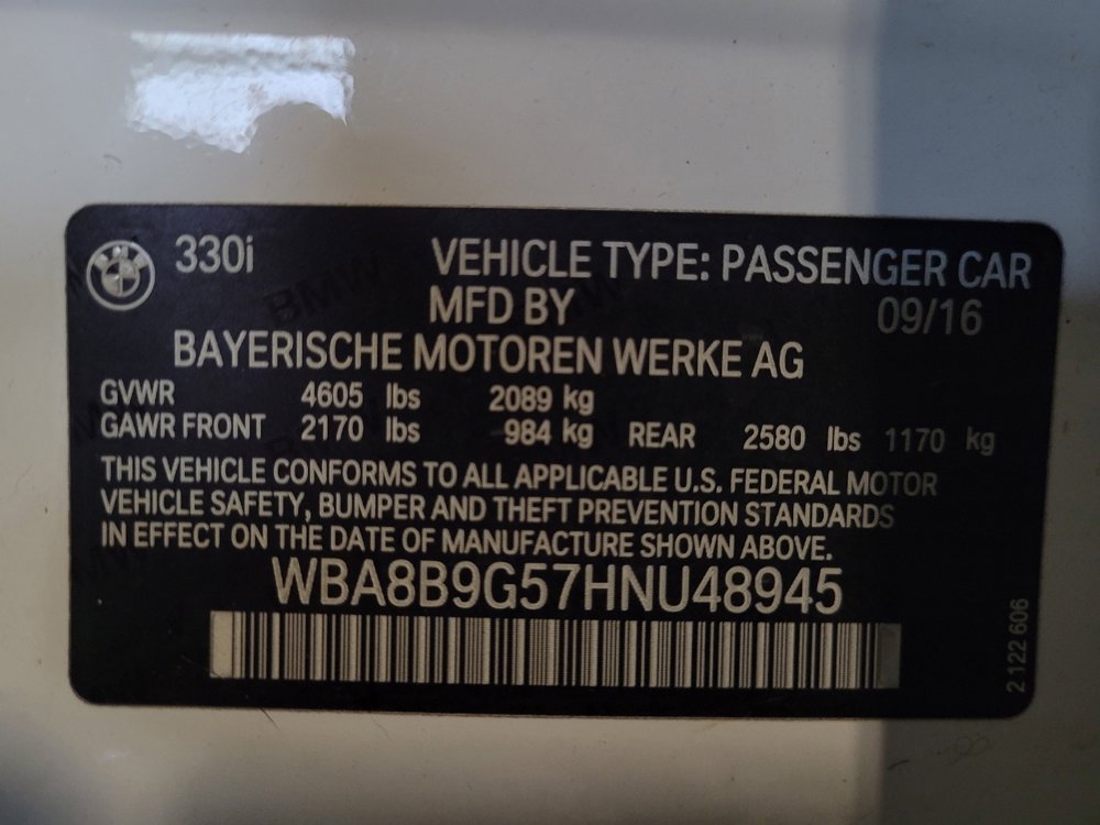 Used 2017 BMW 330i Sedan w/ Driver Assistance Package RWD image 33
