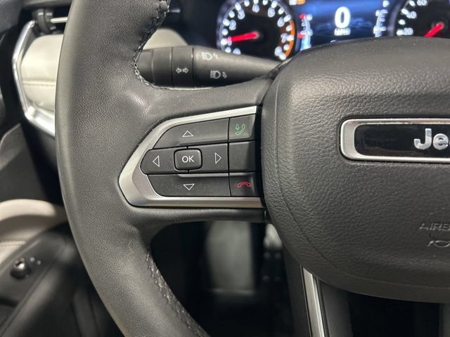 Used 2023 Jeep Compass Limited w/ Sun and Sound Group AWD/4WD image 25