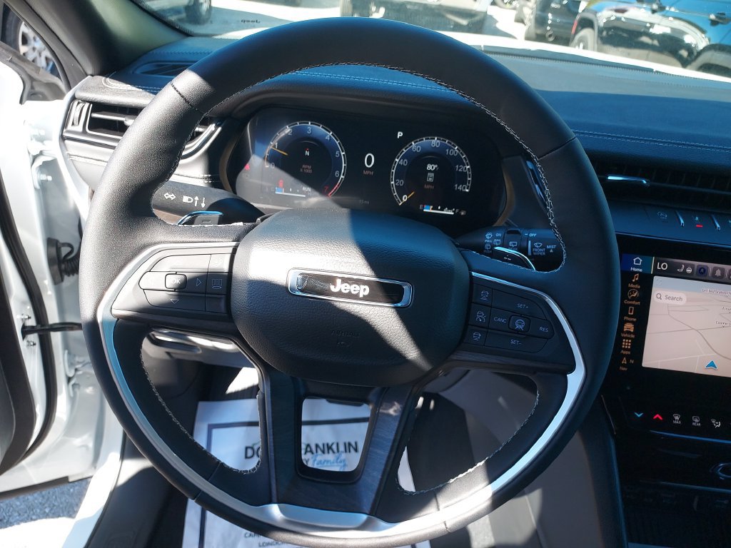 New 2027 Jeep Grand Cherokee L Limited w/ Limited Altitude Package AWD/4WD image 17