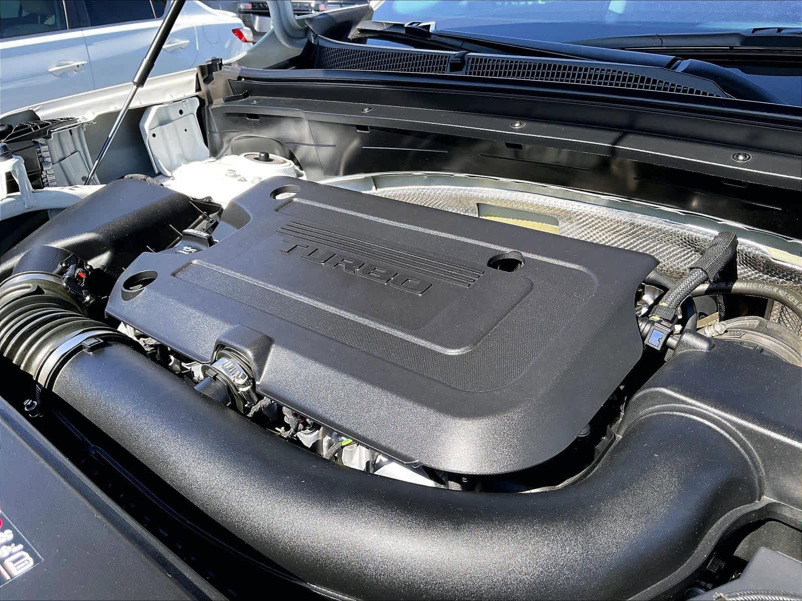 Used 2025 Buick Envision Sport Touring AWD/4WD image 34