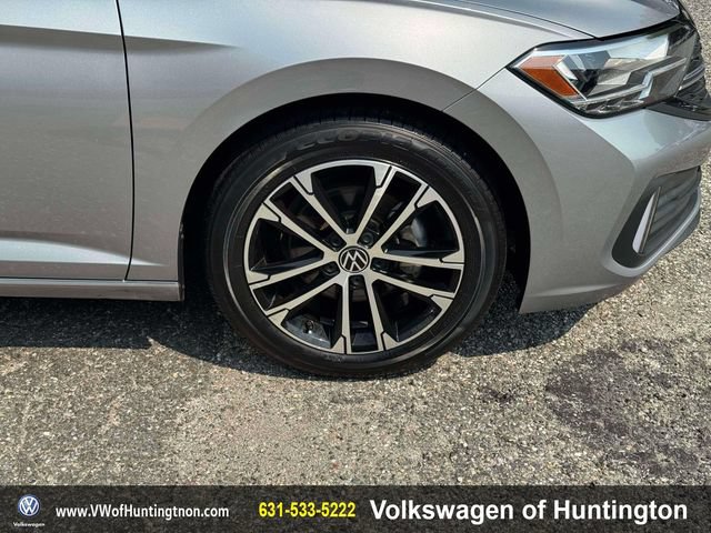 Certified 2022 Volkswagen Jetta Sport FWD image 10