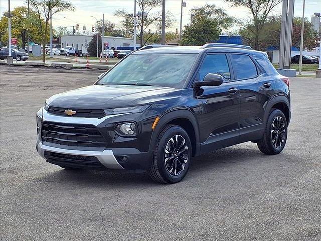 Used 2023 Chevrolet TrailBlazer LT image 1