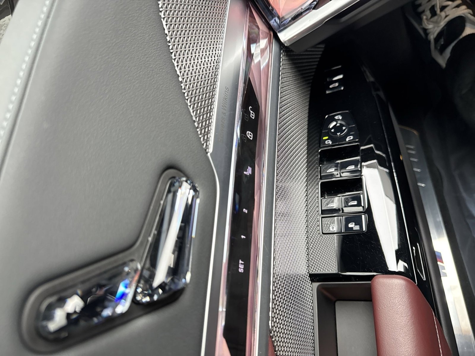 Used 2023 BMW 760i xDrive image 9