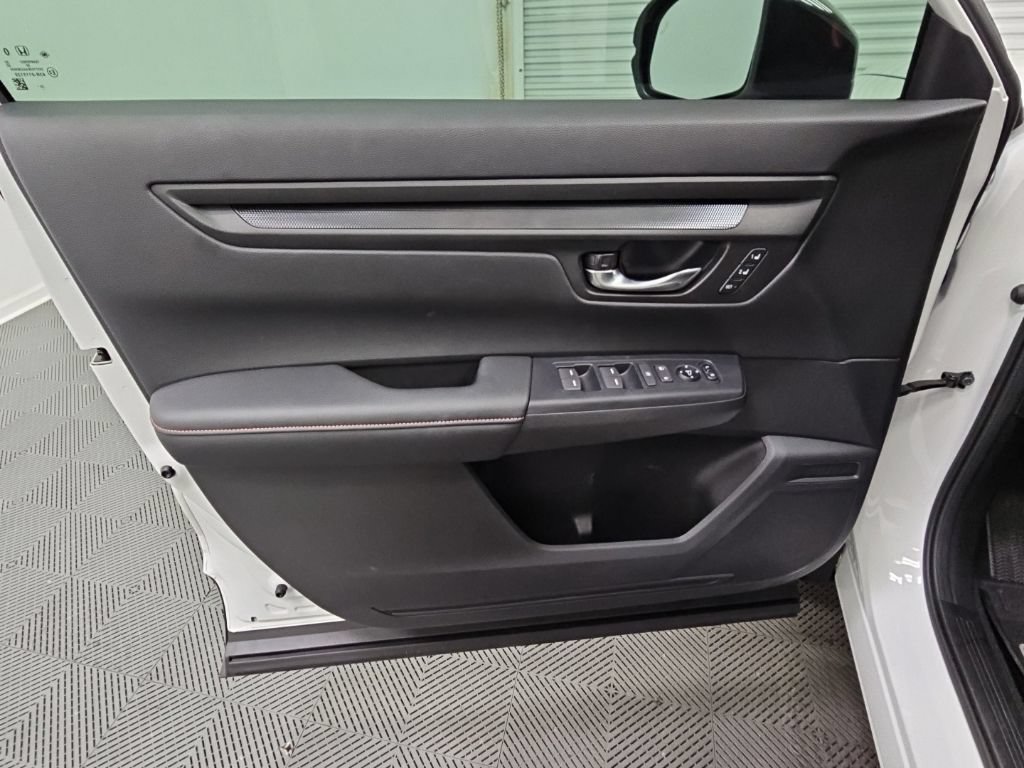 Used 2026 Honda CR-V Sport-L image 28