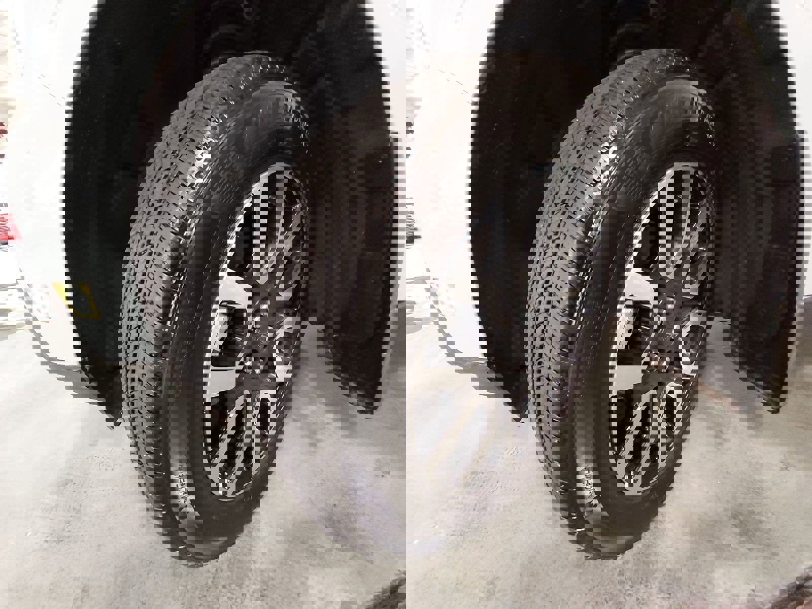 Used 2024 Ford Maverick Lariat image 35