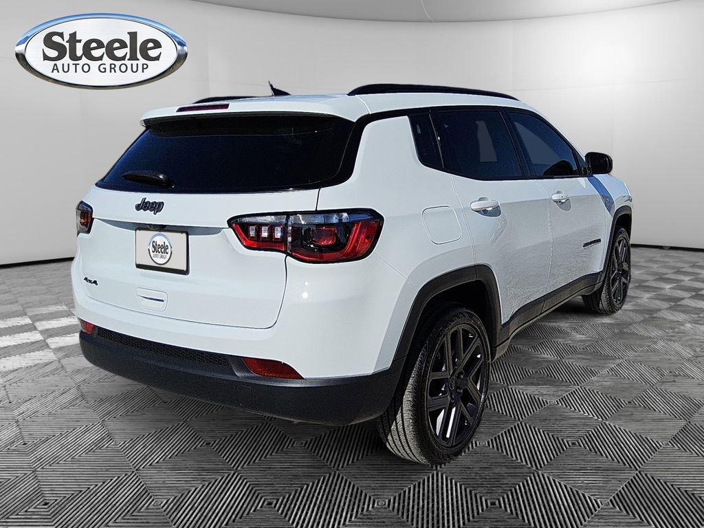 New 2026 Jeep Compass Latitude image 5