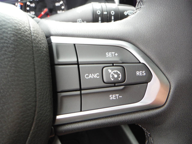 New 2026 Jeep Compass Latitude AWD/4WD image 36