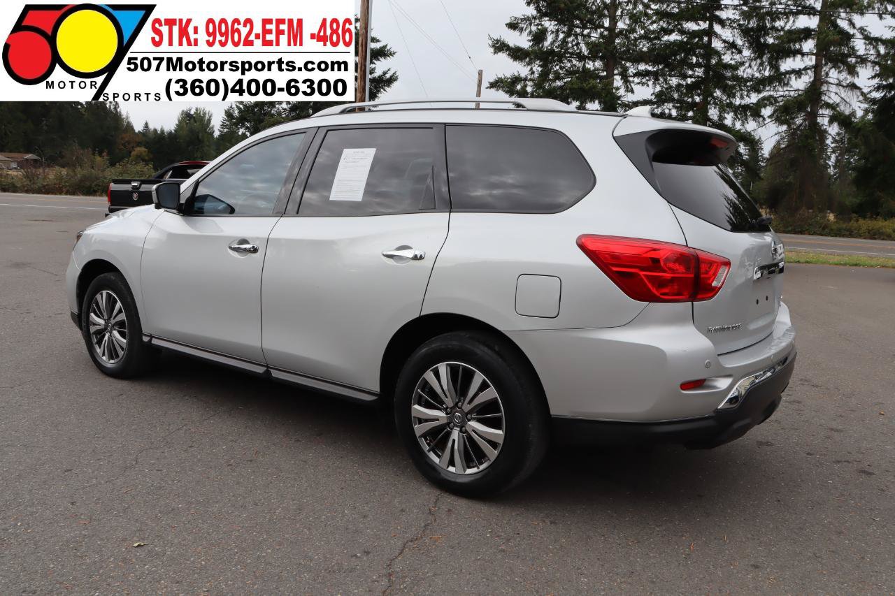 Used 2019 Nissan Pathfinder SL AWD/4WD image 5