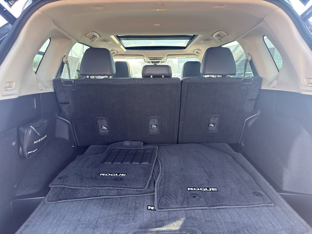 Certified 2023 Nissan Rogue SV w/ SV Premium B Package image 36