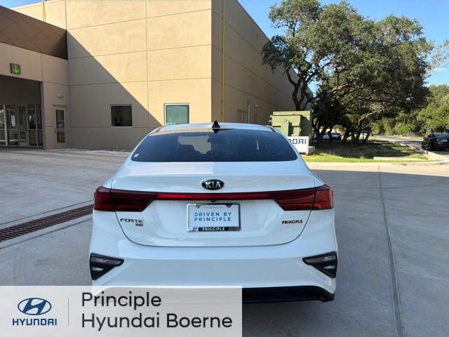Used 2019 Kia Forte Sedan FWD image 3