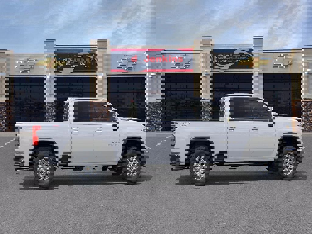 New 2026 Chevrolet Silverado 3500 LTZ image 5