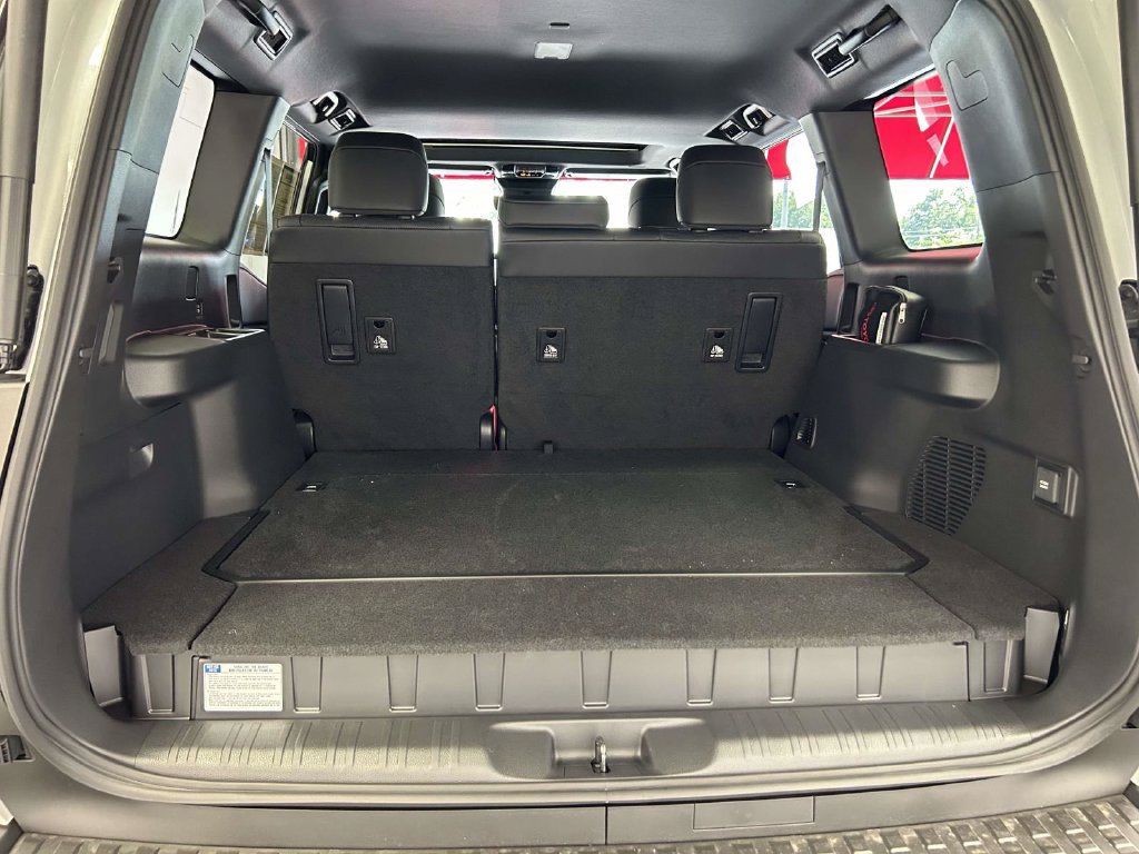Used 2027 Toyota Land Cruiser w/ Premium Package AWD/4WD image 12