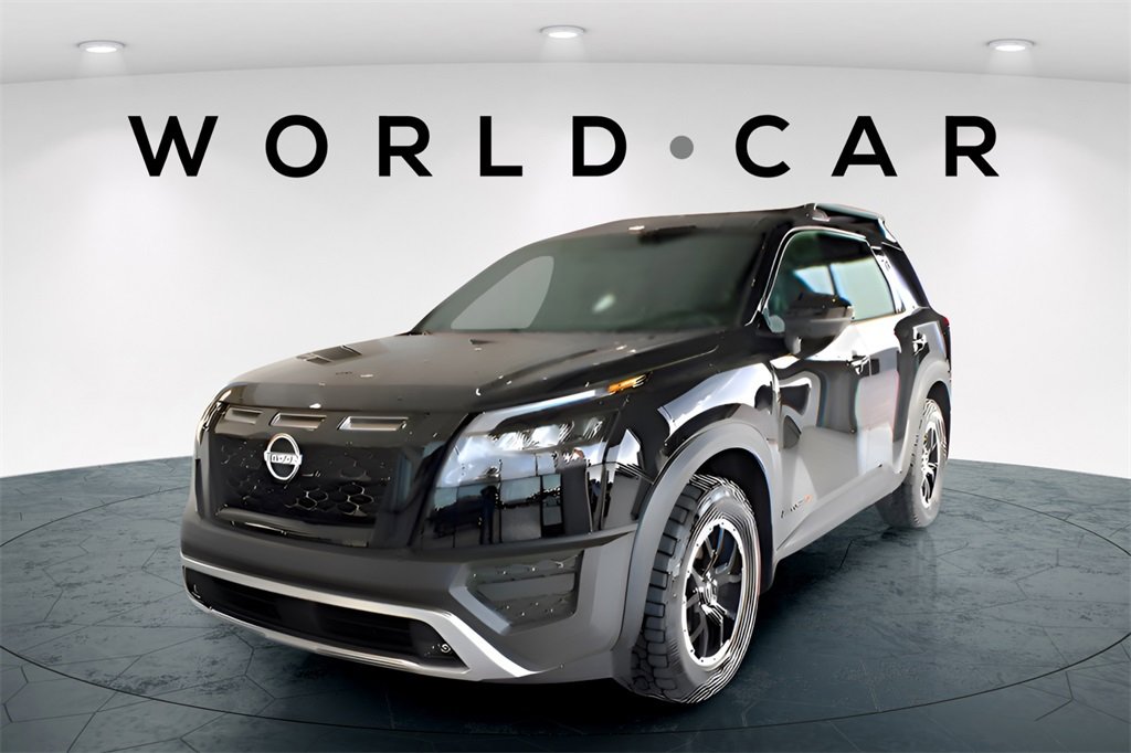 Used 2025 Nissan Pathfinder Rock Creek image 2