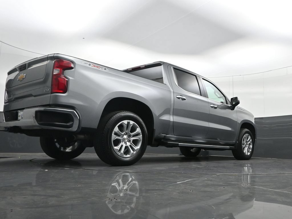 Certified 2025 Chevrolet Silverado 1500 LTZ AWD/4WD image 35