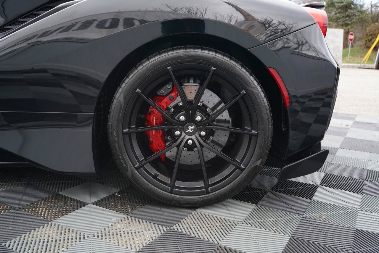 Used 2020 Ferrari 488 Pista Coupe RWD image 75