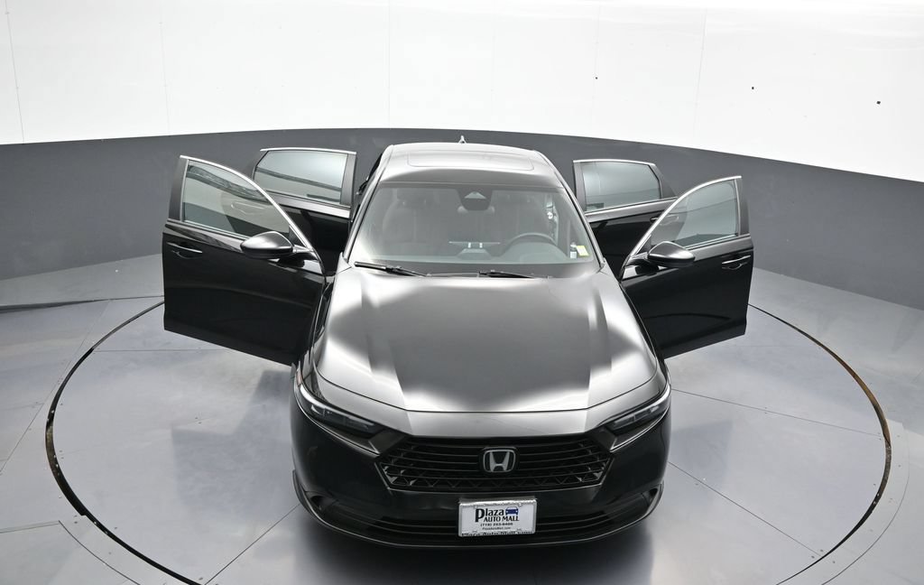 Used 2025 Honda Accord Sport image 45