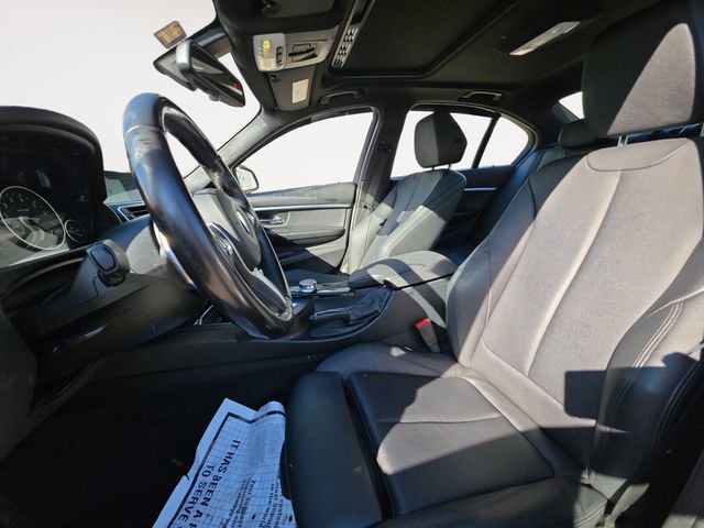 Used 2017 BMW 330i Sedan RWD image 9