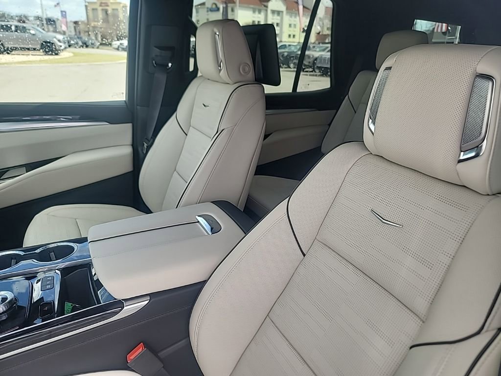 Certified 2026 Cadillac Escalade Sport w/ Touring Package image 15