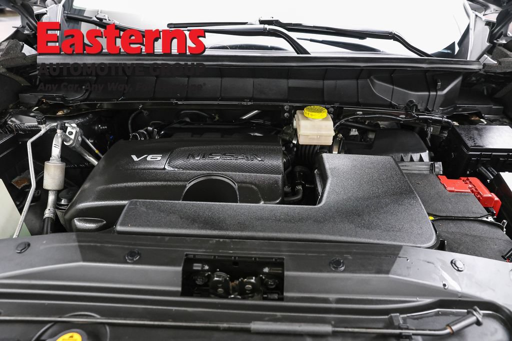 Used 2022 Nissan Pathfinder SL AWD/4WD image 7