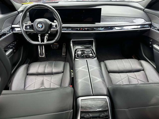Used 2023 BMW 760i xDrive AWD/4WD image 16