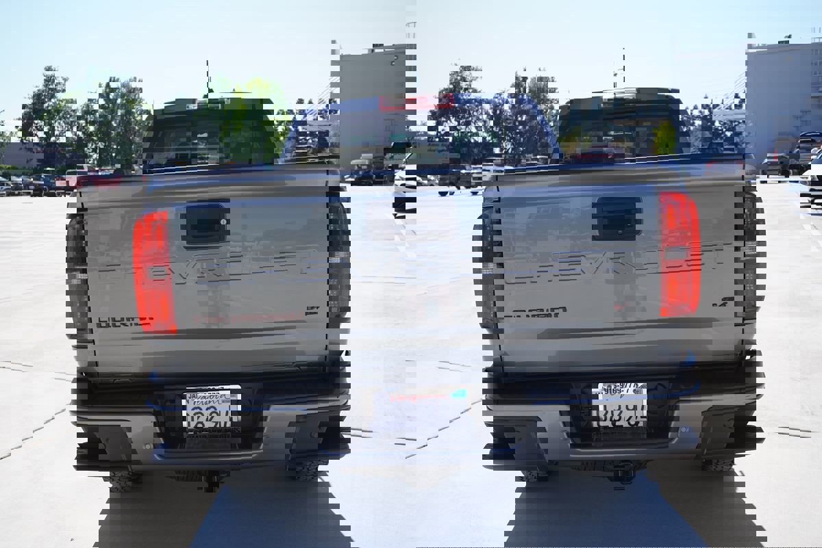 Used 2022 Chevrolet Colorado Z71 AWD/4WD image 12