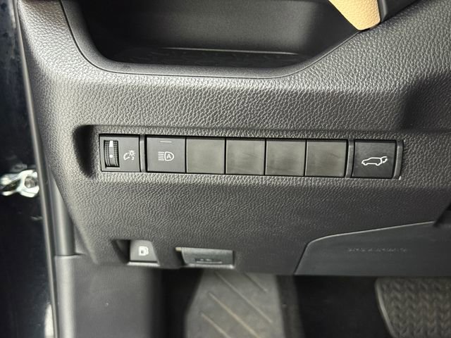 Used 2025 Toyota RAV4 XLE Premium AWD/4WD image 14