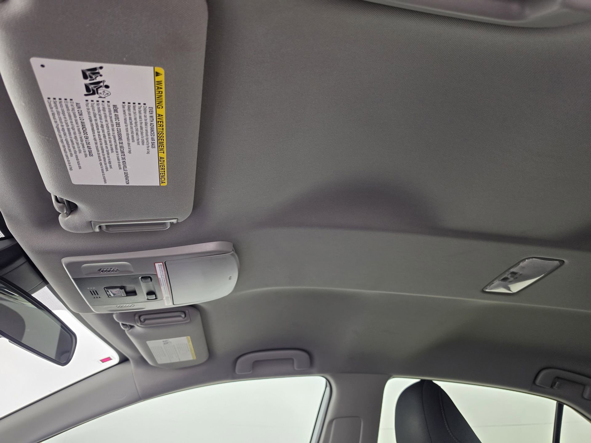 Used 2020 Toyota Camry LE FWD image 30