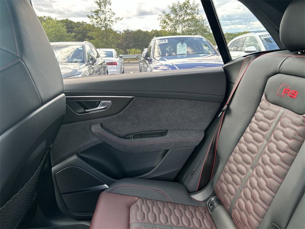 New 2026 Audi RS Q8 performance image 12