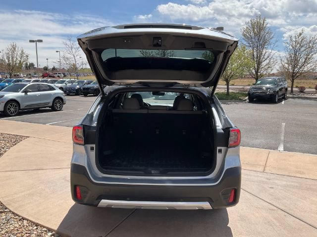 Used 2022 Subaru Outback Limited AWD/4WD image 17