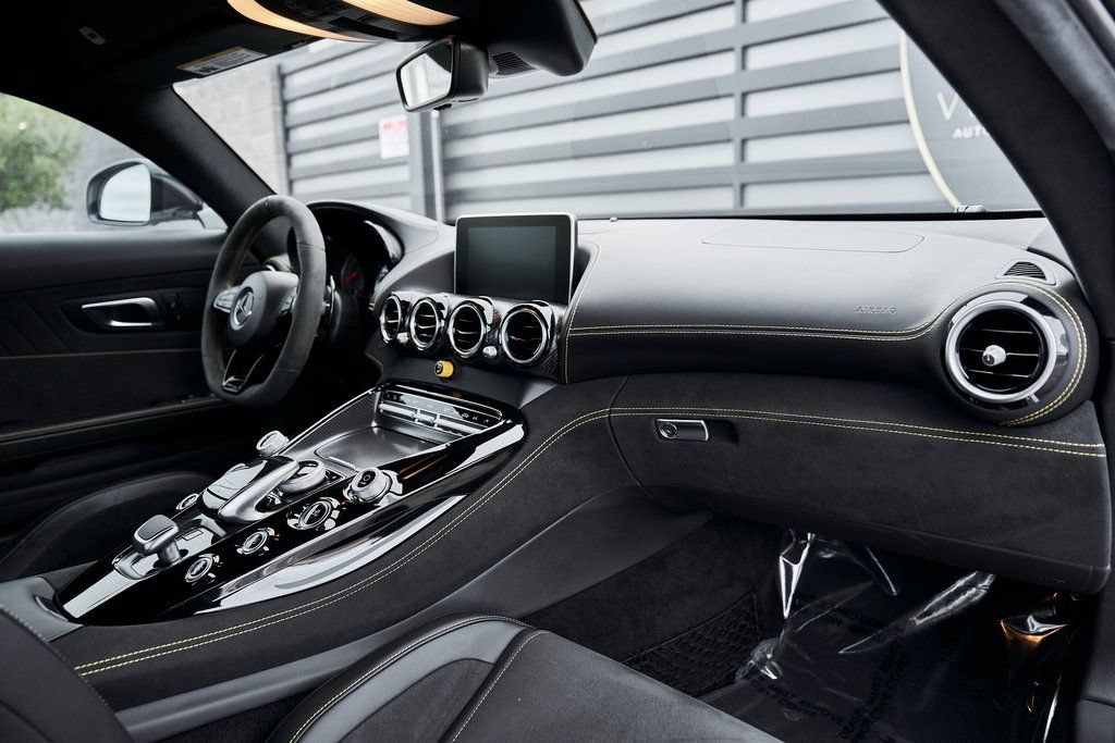 Used 2019 Mercedes-Benz AMG GT R image 54