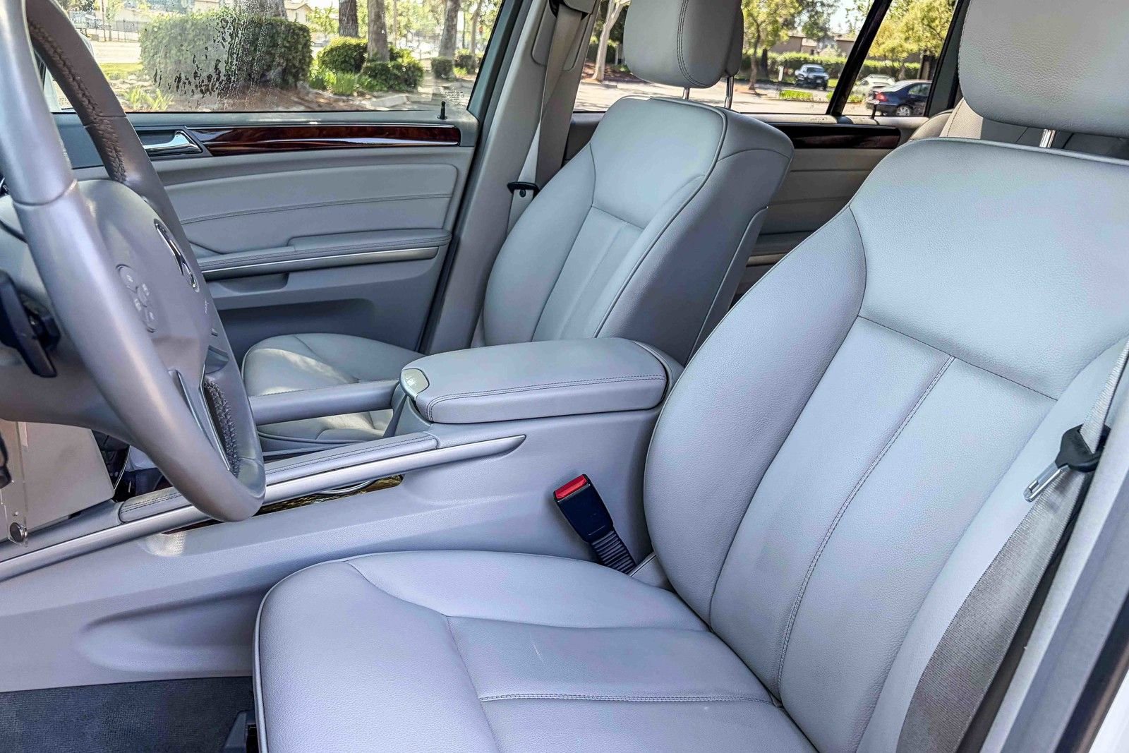 Used 2012 Mercedes-Benz GL 450 4MATIC image 17