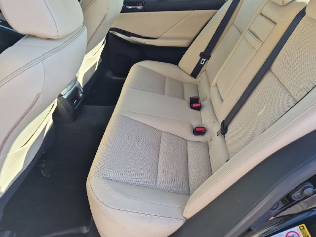 Used 2016 Lexus IS 300 AWD w/ Premium Package image 25