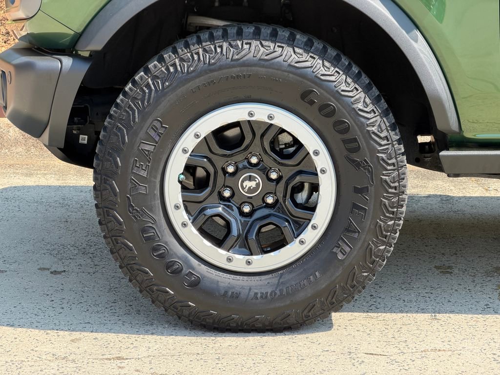 Used 2023 Ford Bronco Badlands w/ Sasquatch Package image 11