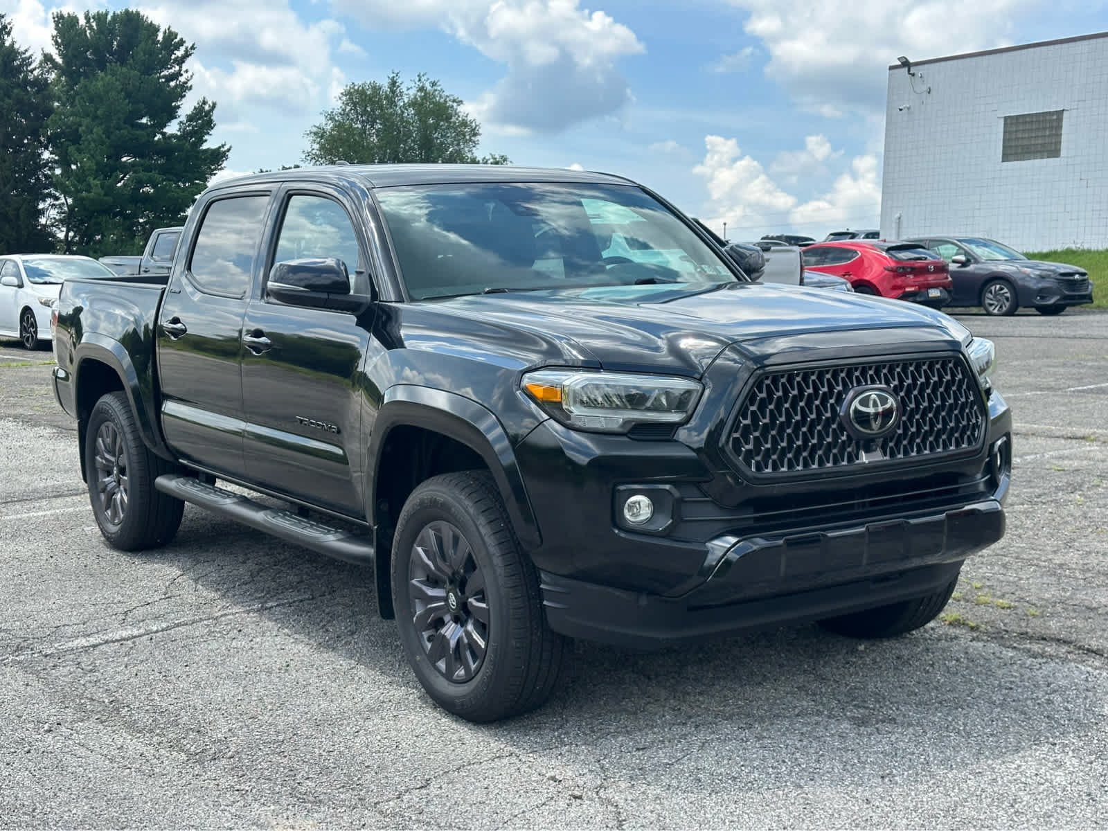 Used 2021 Toyota Tacoma Limited w/ Nightshade Package AWD/4WD image 3
